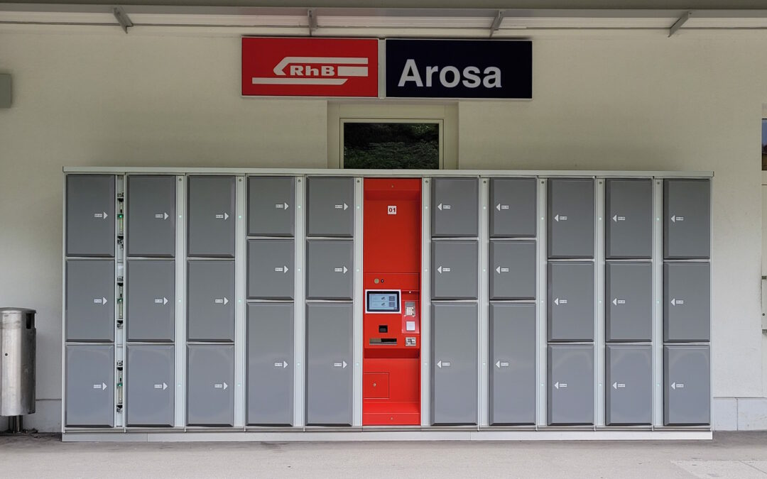 Nouvelle installation de casiers à la gare RhB d'Arosa